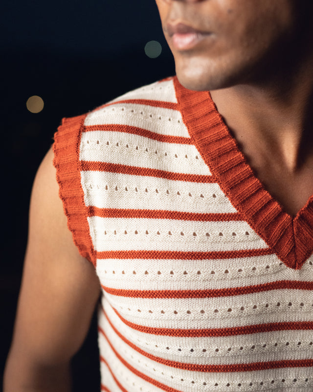 NOSTALGIA SWEATER VEST [UNISEX]