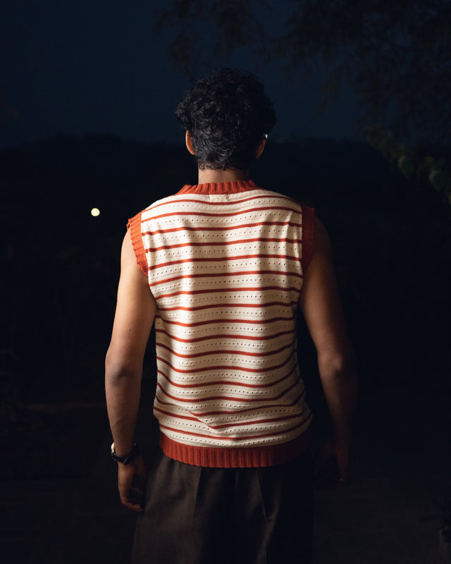 NOSTALGIA SWEATER VEST [UNISEX]